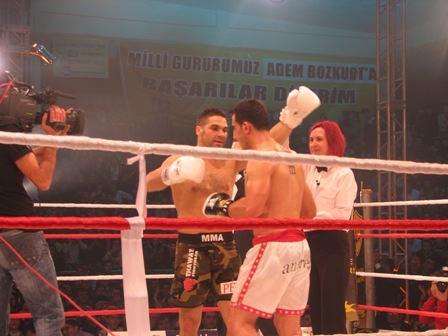 Erzurum'u yumruklarla tanıttılar 4