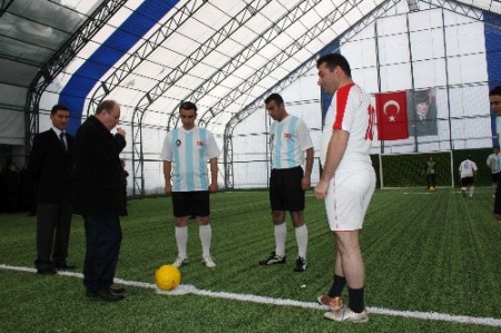 Karaçoban'a spor tesisi!.. 2