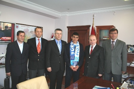 Erzurum'da şampiyona validen ödül 3