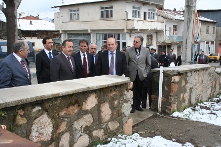 Erzurum Valisi çobana sahip çıktı 3