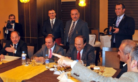 Akdağ, Kapucu'ya 182'yi arattırdı 4