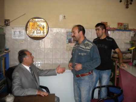 Mahallebaşı vekil gördü! 6