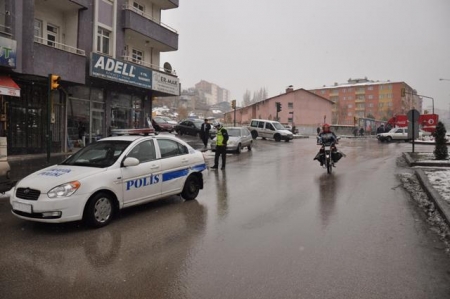 Erzurum'da buzlanma kazaları! 2