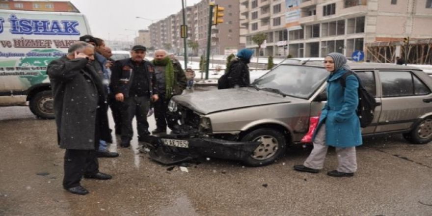 Erzurum'da buzlanma kazaları!