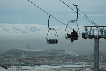 Erzurum hastaneye koşuyor! 1