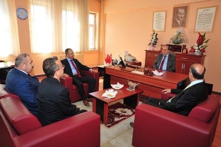 Vali'den Hilalkent Lisesine Ziyaret 1