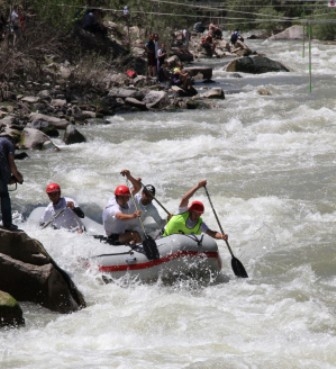 Rafting Yaparken Ölümle Pençeleşti 5