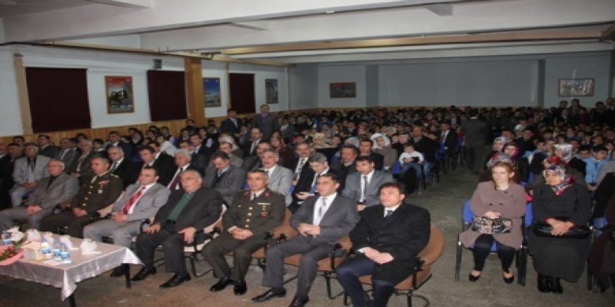 İstiklal Marşı'nın kabulü kutlandı