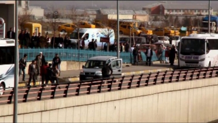 Erzurum'da silahlı,sopalı kavga 1