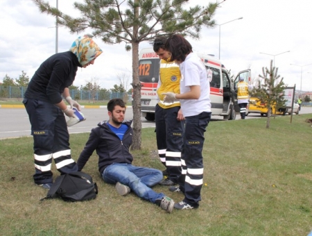 Erzurum'da trafik kazası! 1