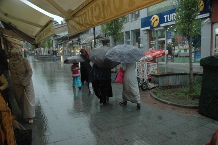 Yağmur Erzurumlulara zor anlar yaşattı 3