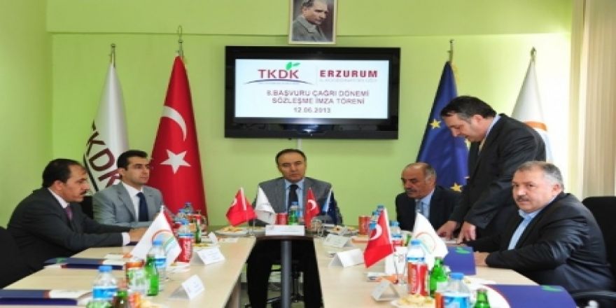 Erzurum Valisi projeleri imzaladı