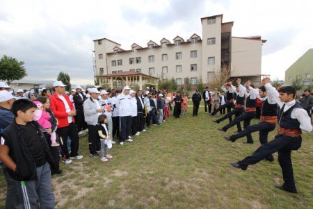 Aziziye'de sağlık için yürüdüler 3