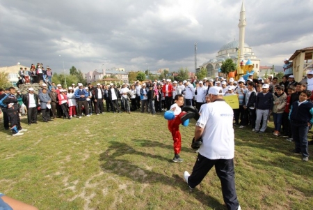 Aziziye'de sağlık için yürüdüler 4