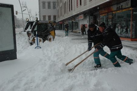 Erzurum'da kar yağışı 5