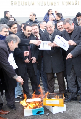 Kamu-Sen'den ilginç eylem 2