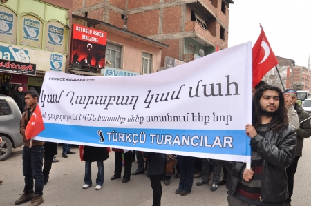 Erzurum Hocalı Katliamı'nı unutmadı 3