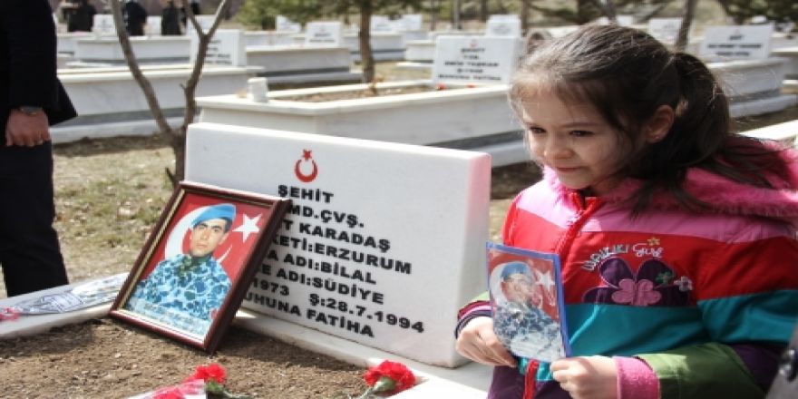 Erzurum'da şehitler unutulmadı