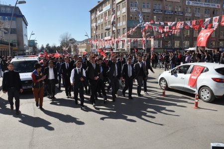 Erzurum'da ülkücüler yürüdü 1