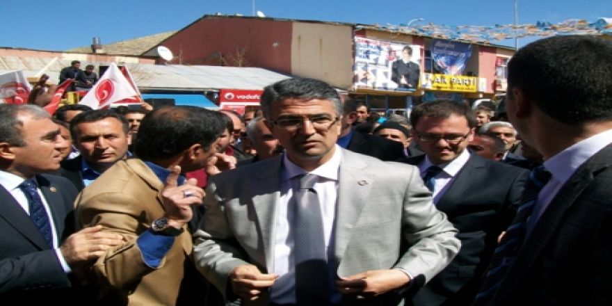 Narman'da MHP coşkusu