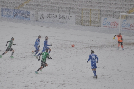 Büyükşehir'den galibiyet 6