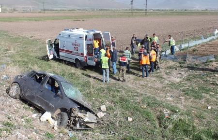 Erzurum'da trafik kazası: 1 ölü, 4 yaralı 2