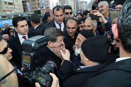 Başbakan Davutoğlu Erzurum'da 2