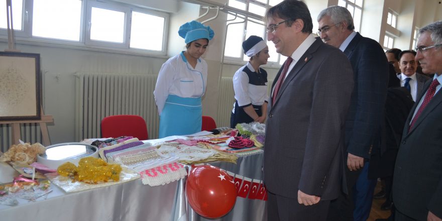 Erzurum’da 15 Temmuz şehit ve gazileri için kermes