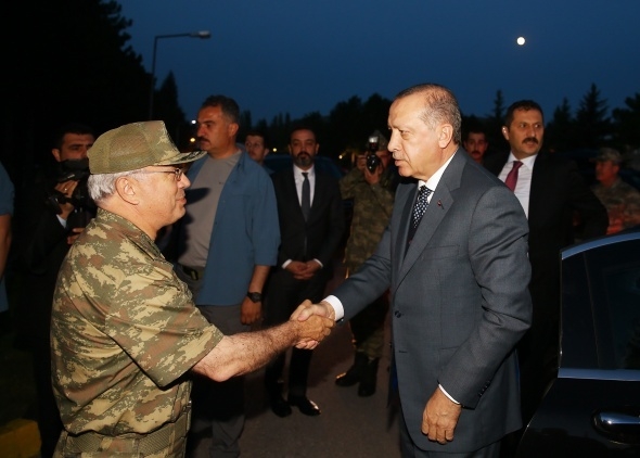 Cumhurbaşkanı Erdoğan, Kayseri’de komandolarla iftara katıldı 5