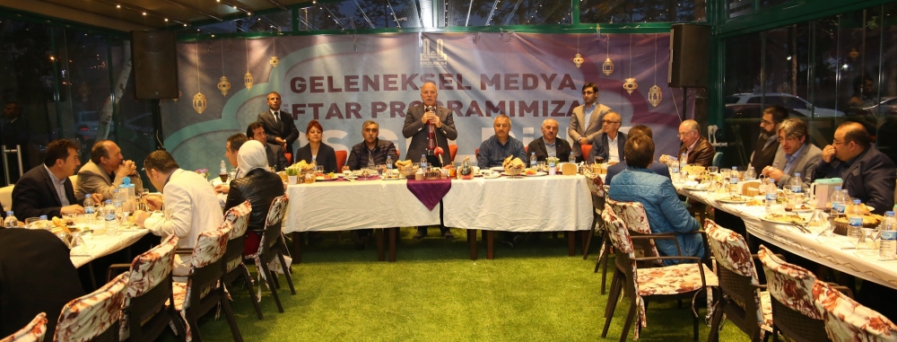 Başkan Sekmen iftarda gazetecilerle buluştu 2