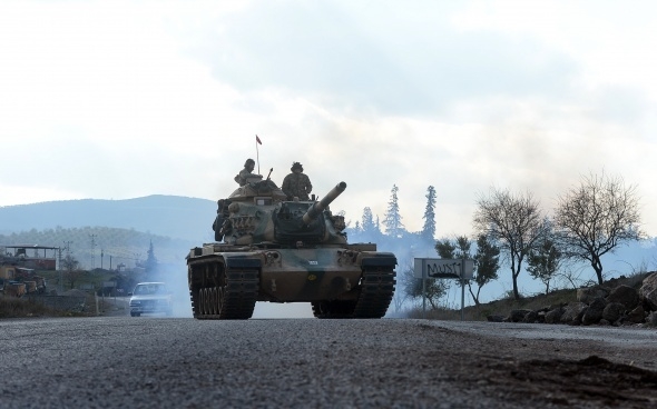 Türk tankları ilerlemeye devam ediyor 2