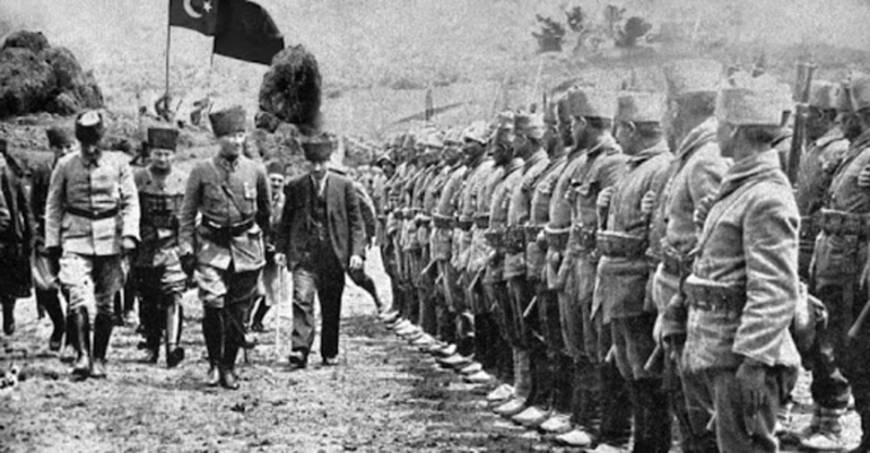 30 Ağustos Zafer Bayramı sözleri ve en güzel Atatürk fotoğrafları! 1