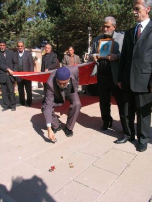 Derneğin kapısına kilit vurdular! 2