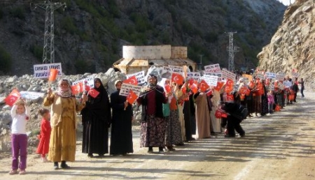 Hakimi böyle karşıladılar!.. 2