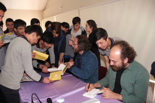 Erzurumlu Gençler Yazarlarla Buluşuyor