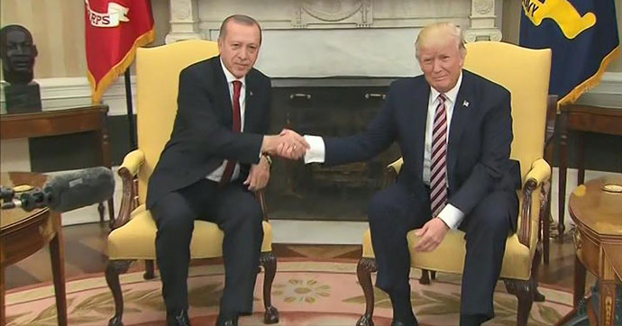 Erdoğan ve Trump görüşmesi başladı...