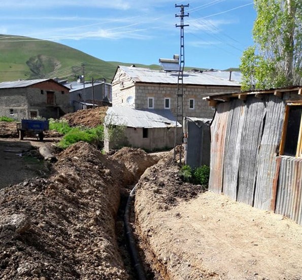 Büyükşehir’in ilçelerdeki altyapı çalışmaları sürüyor