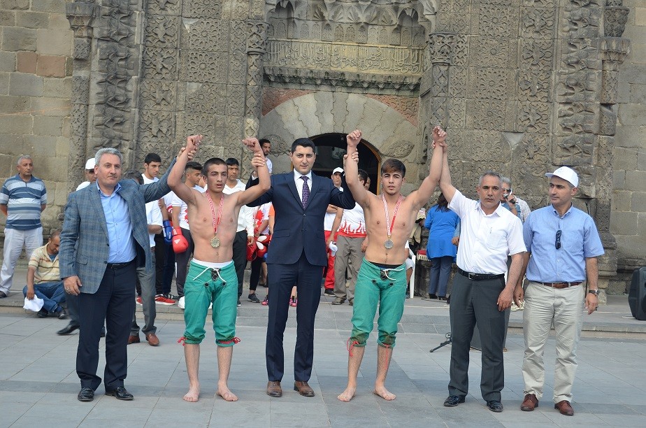 15 Temmuz spor gösterileri yapıldı