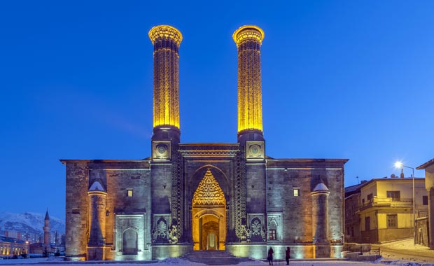 Çiftte Minareli Medrese Müze Olacak