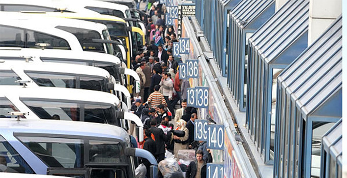 Bayram tatili uzadı, otobüs biletleri tükenme noktasına geldi