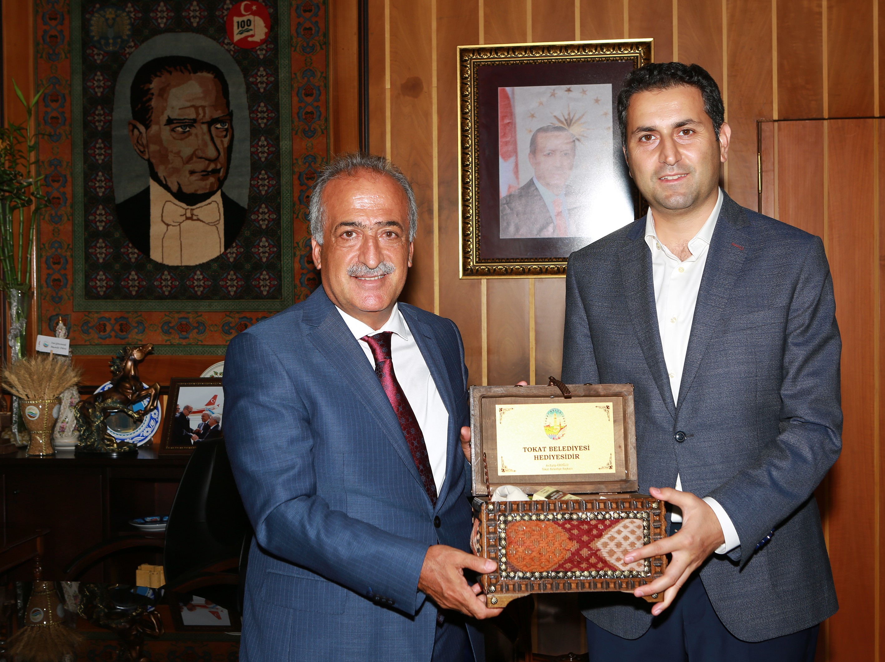 Tokat Belediye Başkanı Eroğlu, Rektör Çomaklı’yı Ziyaret Etti