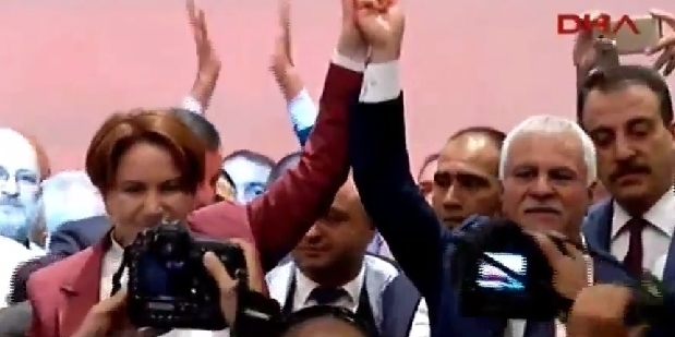 Akşener'in partisine geçeceğini duyurdu