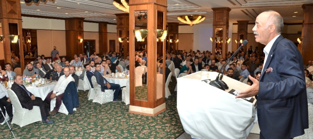 Yücelik: "Hakkını Vermediğim Bir Makamda Oturmam"