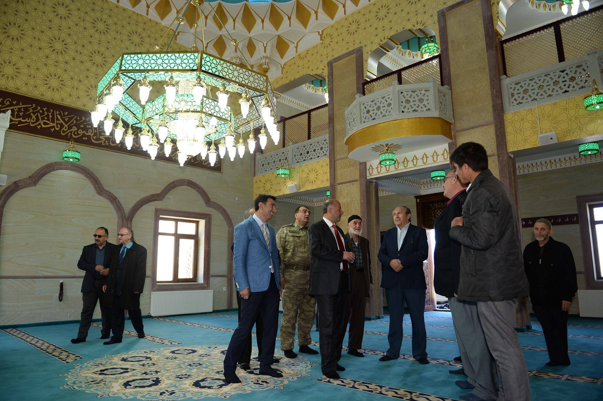 Erzurumlu işadamı Hamza Cimilli, Aziziye İlçesine camii yaptırdı