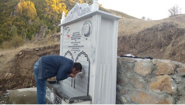 Erzurum'da Görev şehitleri anısına çeşme yapıldı