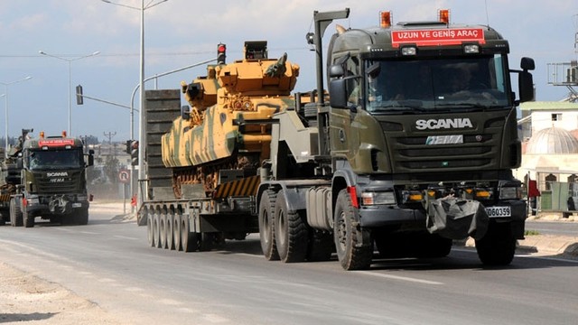 Sınırda askeri hareketlilik! Gazeteciler bölgeden çıkartıldı