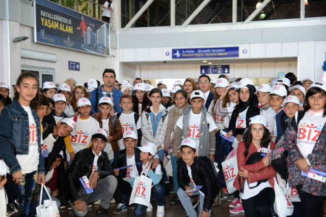 Biz Anadoluyuz Projesi" Kapsamında Öğrenciler Bursa'ya Uğurlandı