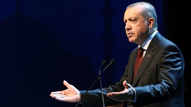 Erdoğan: Televizyondan izliyorum, göremiyorum