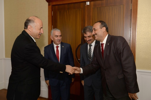 Posta Teşkilatından Vali Azizoğlu'na Ziyaret