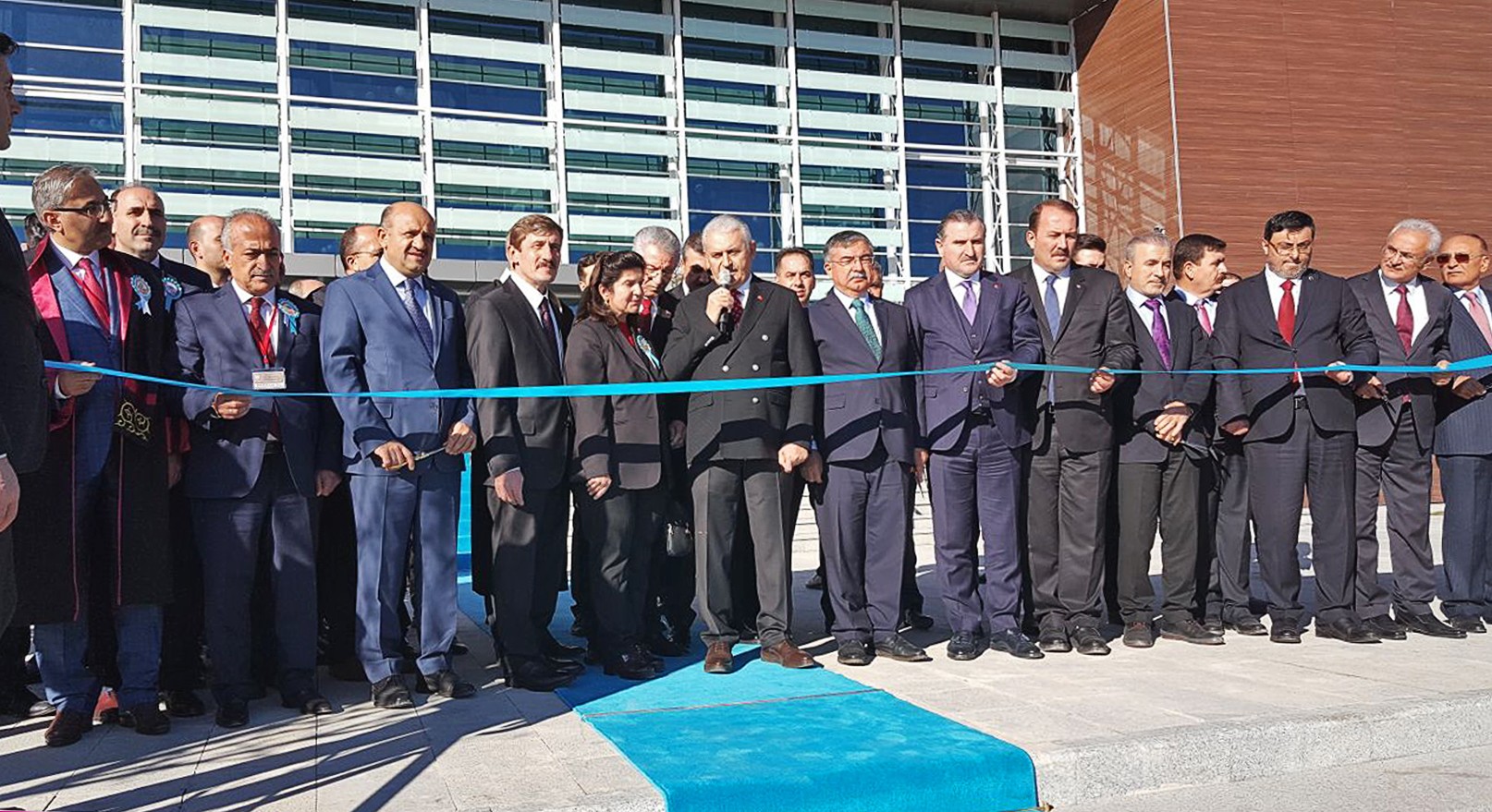 Başbakan Binali Yıldırım’ın Erzincan’daki açılış törenine Rektör Çomaklı da katıldı